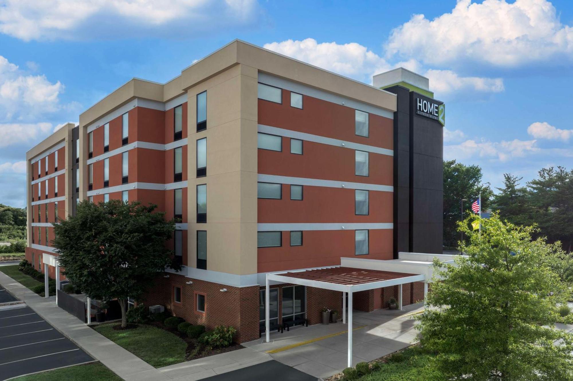 Home2 By Hilton West 3*